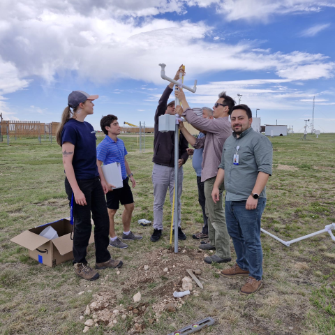 A photo showing the ICDP team and Turkish Met Service members installing a 3D-PAWS.